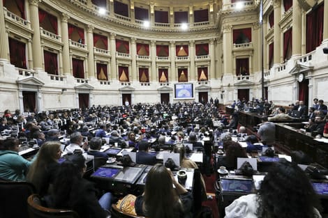 ¿Un héroe del Congreso o un ausente en la lucha por la discapacidad? Tensión creciente tras el veto presidencial y el clamor de un colectivo en lucha.